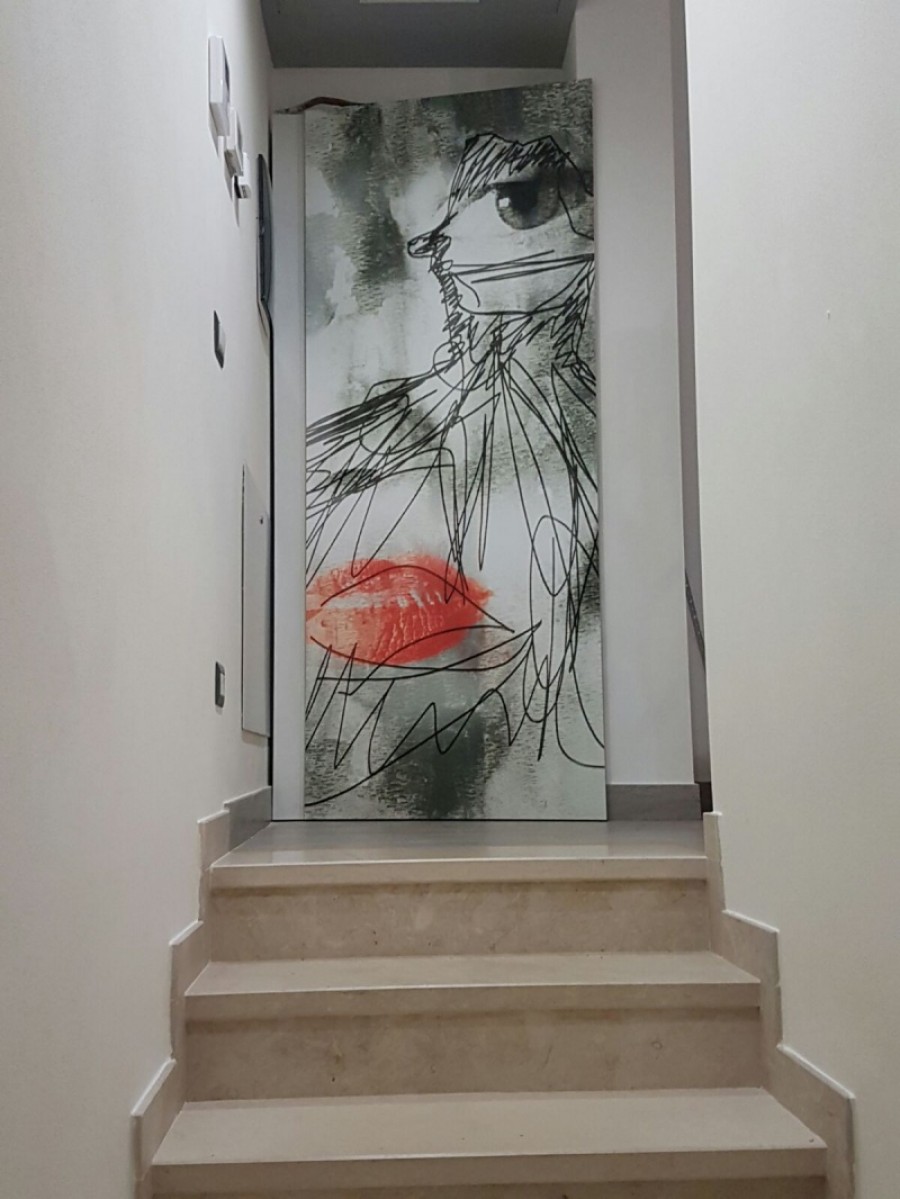 INGRESSO ARTISTICO  con porta tapezzata  e spazio per cappotti  .. fantastica idea e collaborazione della nostra carissima cliente di Parma - realizzazione ilma mobili parma soragna. arredamenti mobili Parma