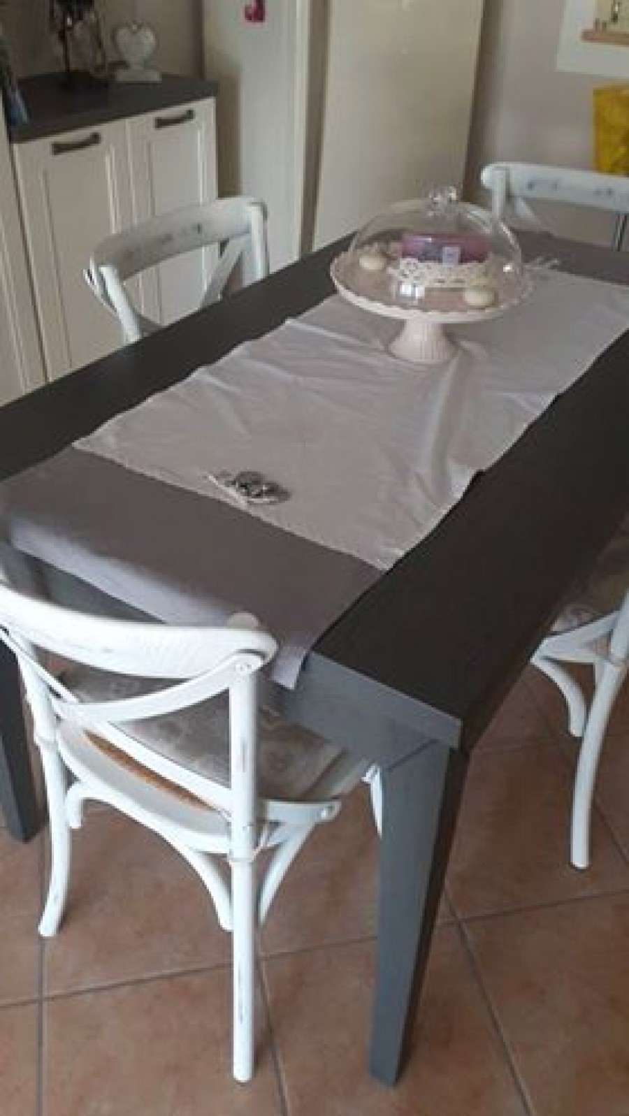 TAVOLO DA SALA MA ANCHE DA CUCINA ... REALIZZAZIONE  A CASA CLIENTE DI PARMA..Ilma mobili  ... siamo una fabbrica di mobili e garantiamo i nostri prodotti dalla fase di progettazione all'installazione realizziamo presso la nostra fabbrica a parma gia' da piu' di 80 anni e i nostri clienti sono privati e mobilieri non stupirti dei nostri prezzi modici ma di alta qualita'