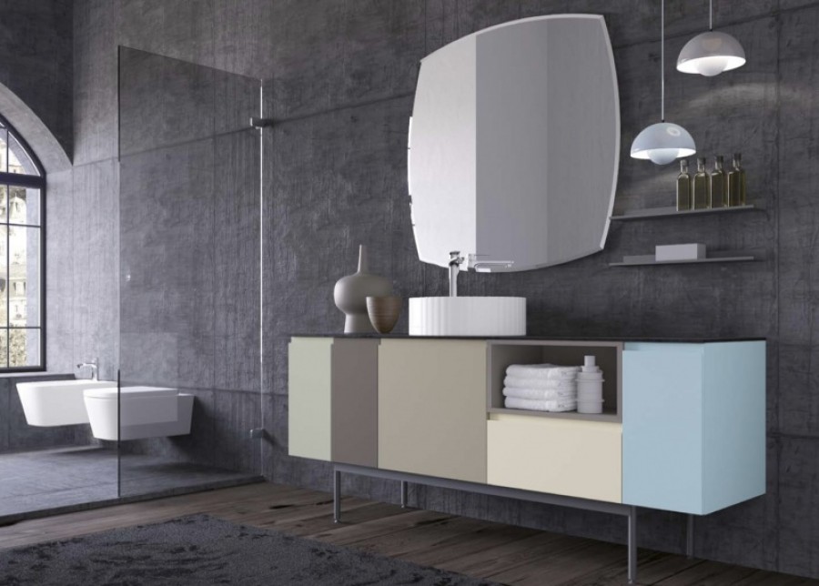 OGGI VI MOSTRIAMO QUESTO BELLISSIMO BAGNO COLORATO